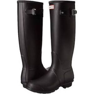 Classic Black Hunter Boots - Size 9